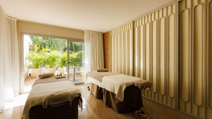 VIVA Golf Adults Only